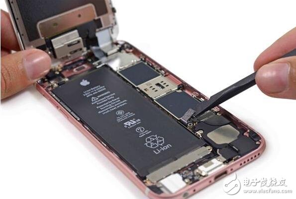 苹果扛不住了!iPhone 6s免费换电池 - 3G手机大