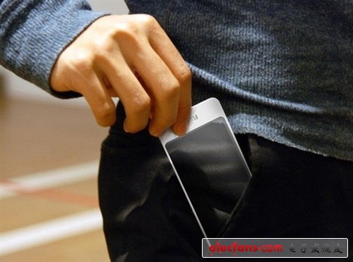 富士通超帅概念机曝光--全透明触摸屏 - 3G手机