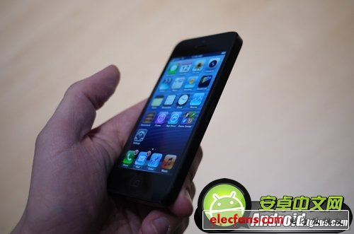 小米2和iphone5哪个好_小米2和苹果5对比评测