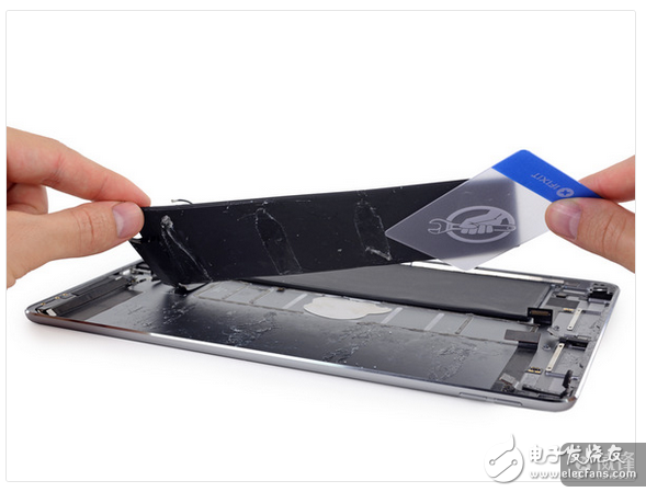 10.5英寸iPad Pro拆解:4GB内存 维修成本增高