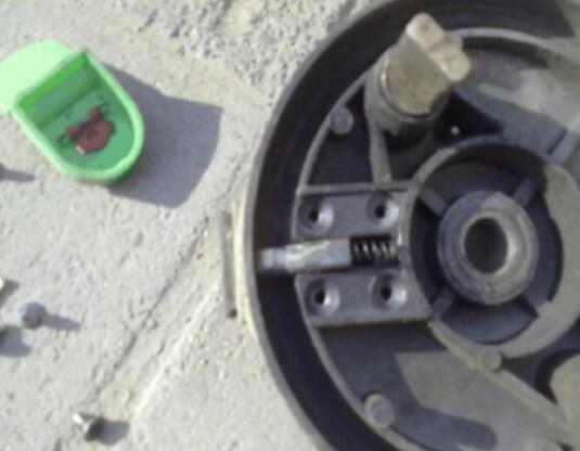 电动车后刹车怎么拆电动车后轮刹车拆解图