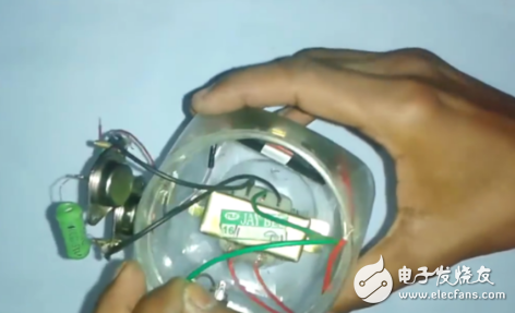 自制升压器12v升220v